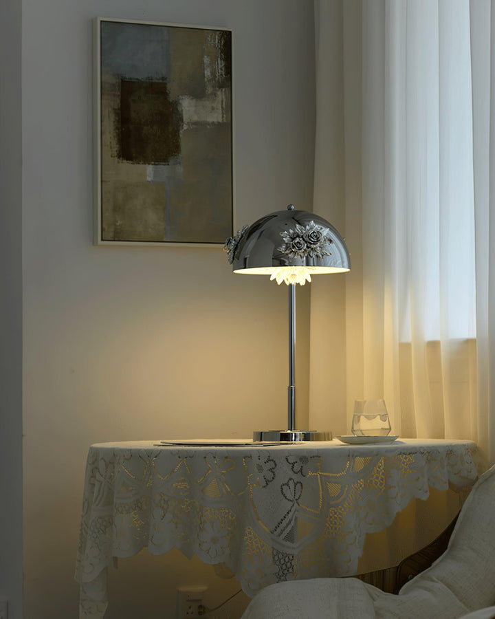 Meni Table Built-in Battery Lamp - Vakkerlight