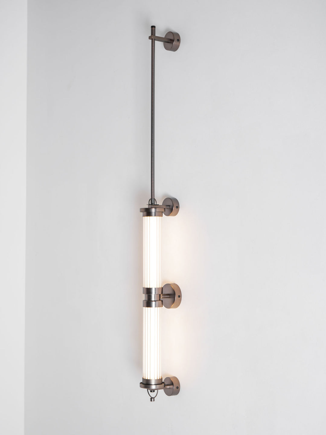 Meridian Vertical Wall Sconce - Vakkerlight