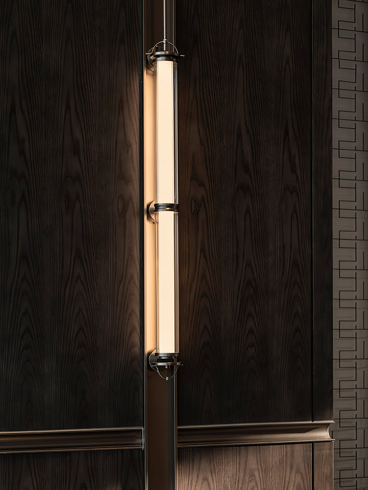 Meridian Vertical Wall Sconce - Vakkerlight