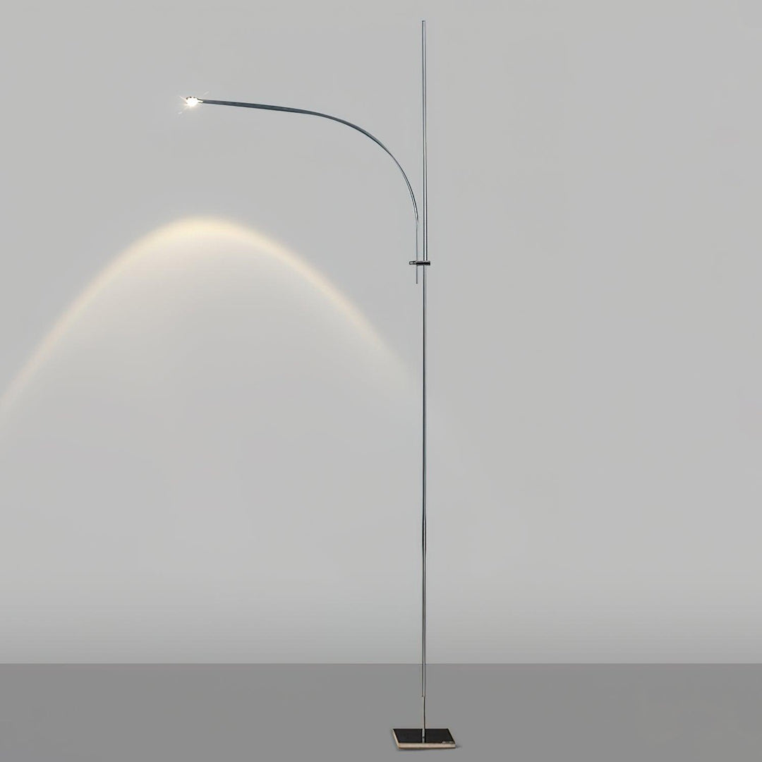 Metal Body Graceful Floor Lamp - Vakkerlight