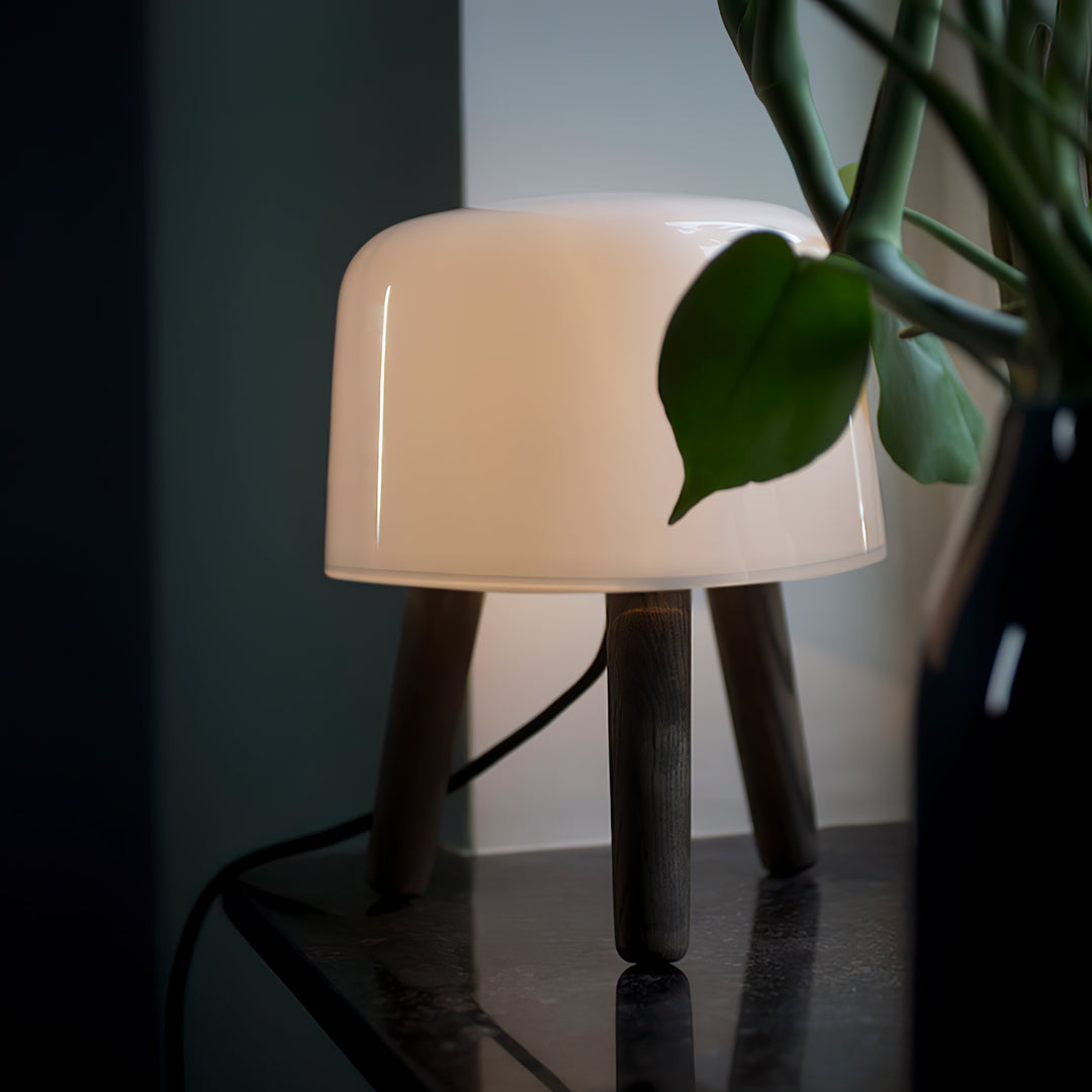 Milk Table Lamp - Vakkerlight