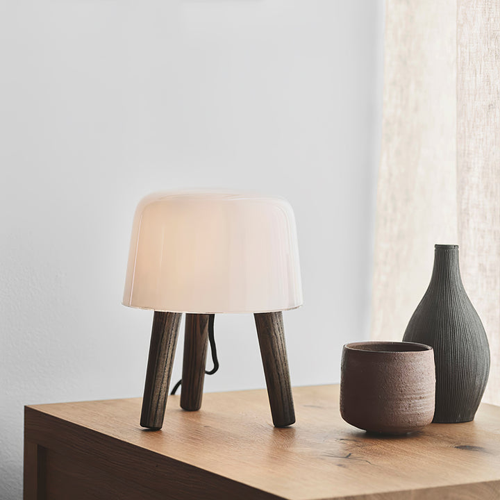 Milk Table Lamp - Vakkerlight