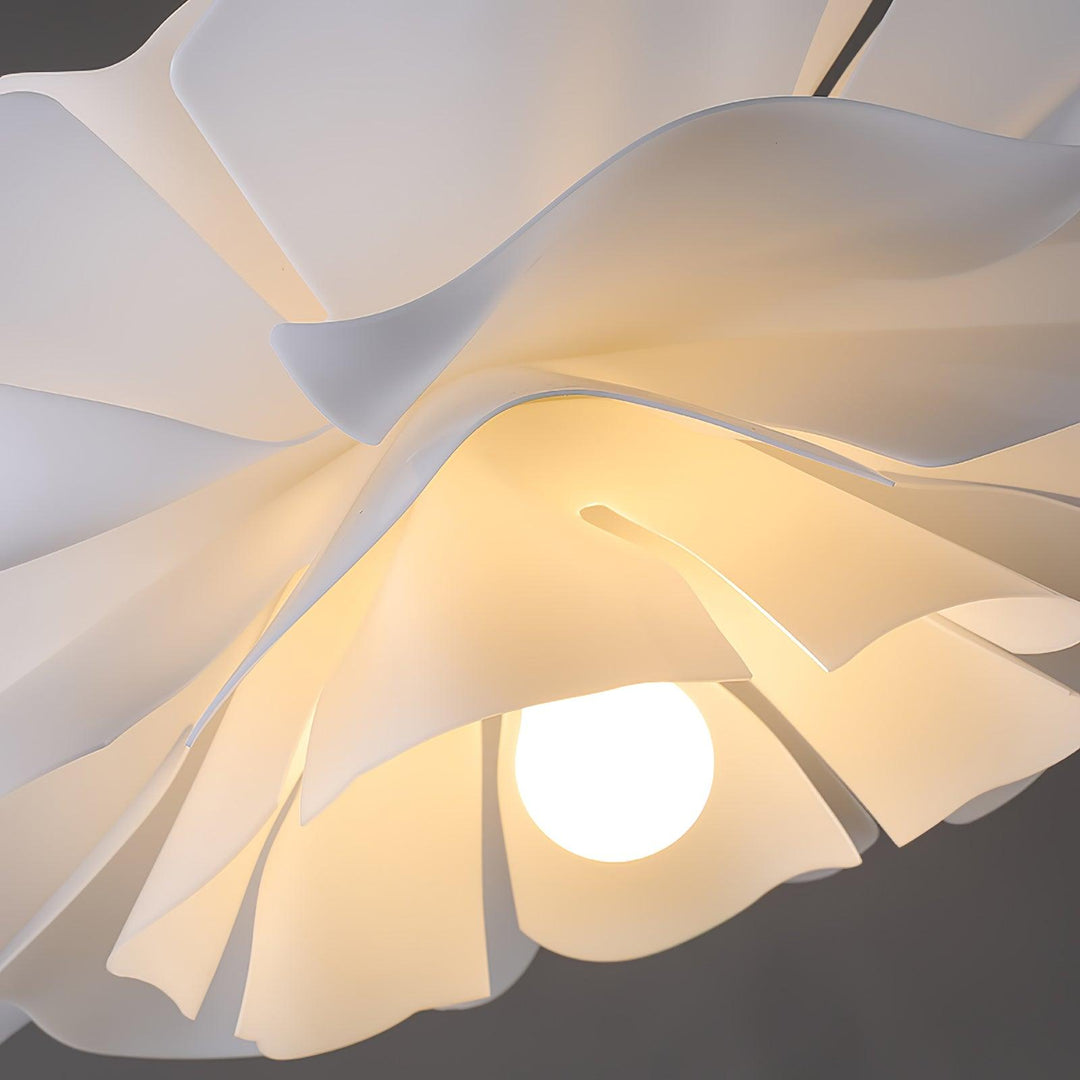 Lotus Flower Pendant Lamp - Vakkerlight