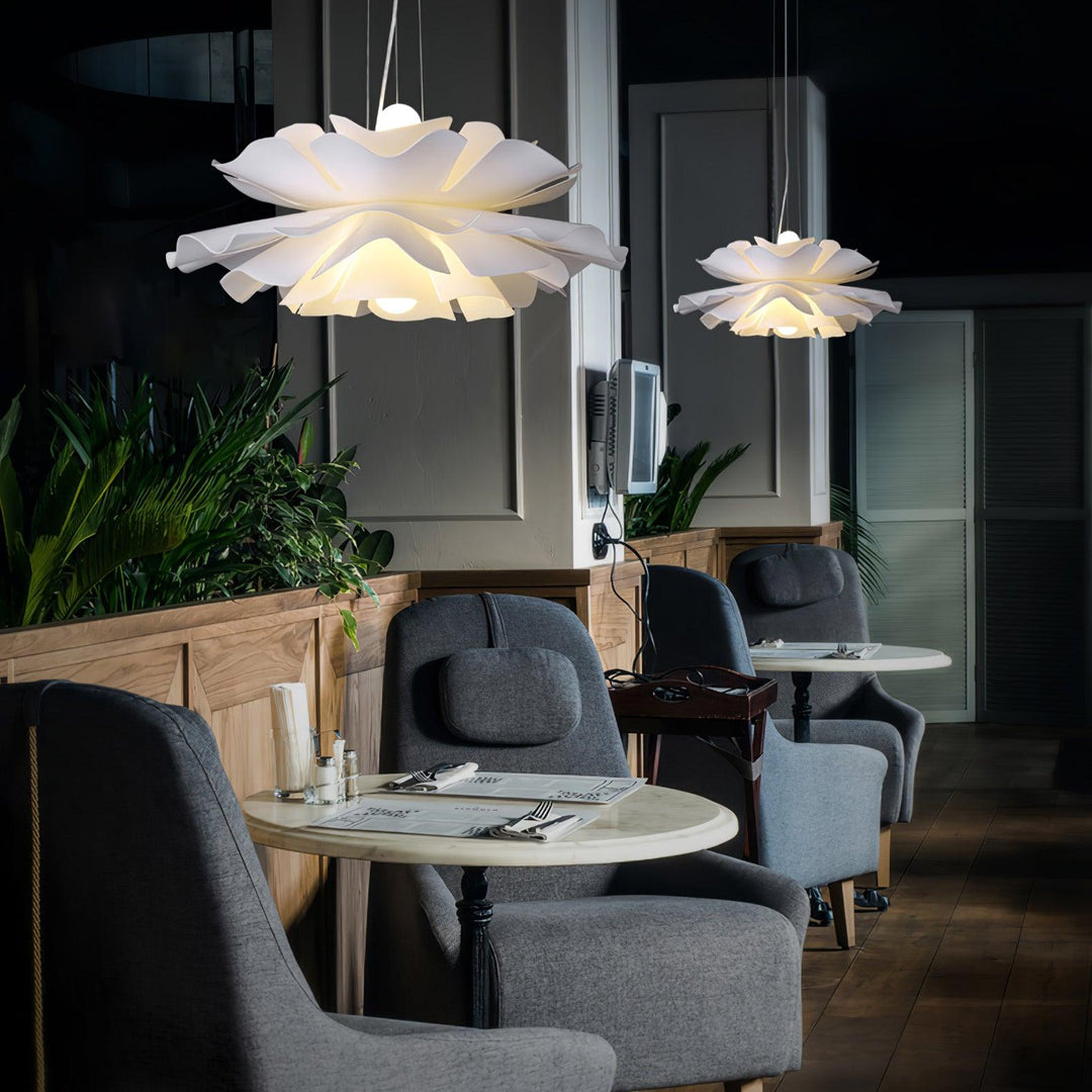 Lotus Flower Pendant Lamp - Vakkerlight