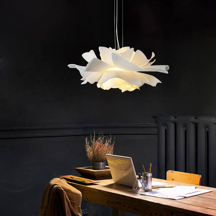 Lotus Flower Pendant Lamp - Vakkerlight