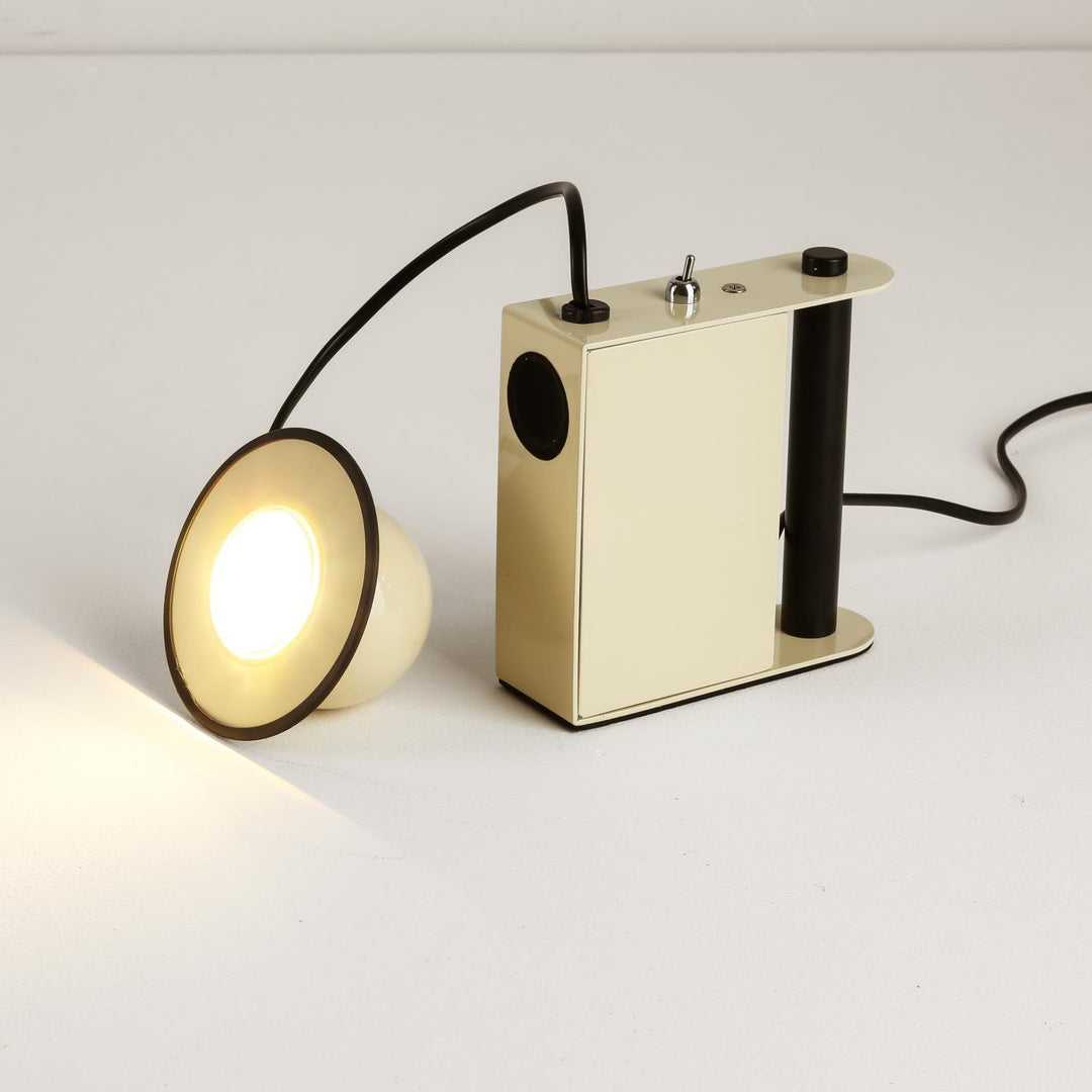 Roland Camera Table Light - Vakkerlight