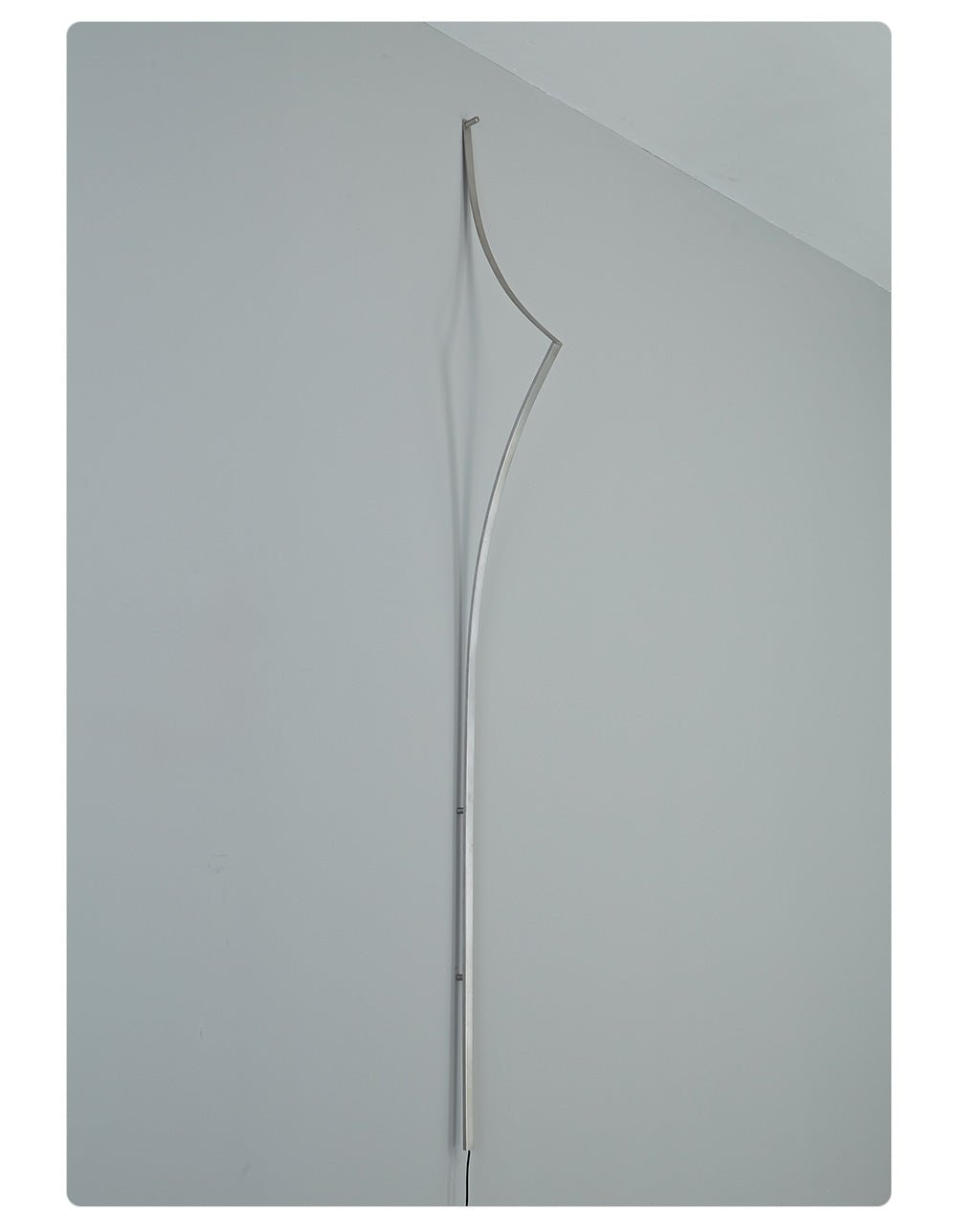 Minimalist Curving Ribbon LED Wall Sconce - Vakkerlight