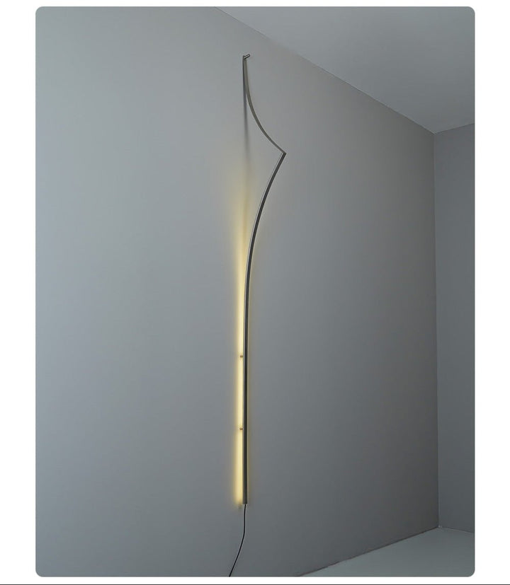 Minimalist Curving Ribbon LED Wall Sconce - Vakkerlight