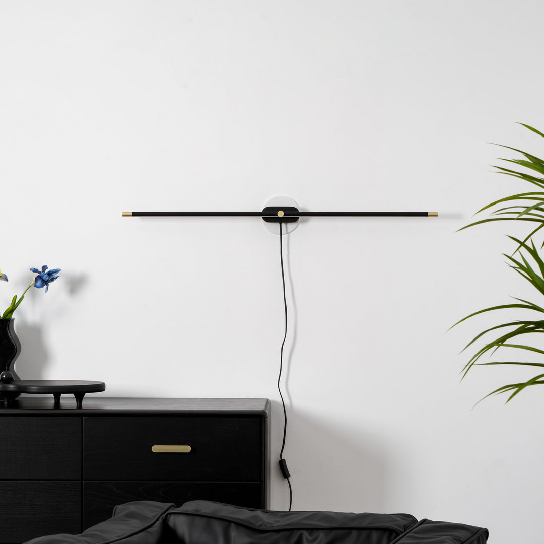 Minimalist Linear Plug - in Wall Lamp - Vakkerlight