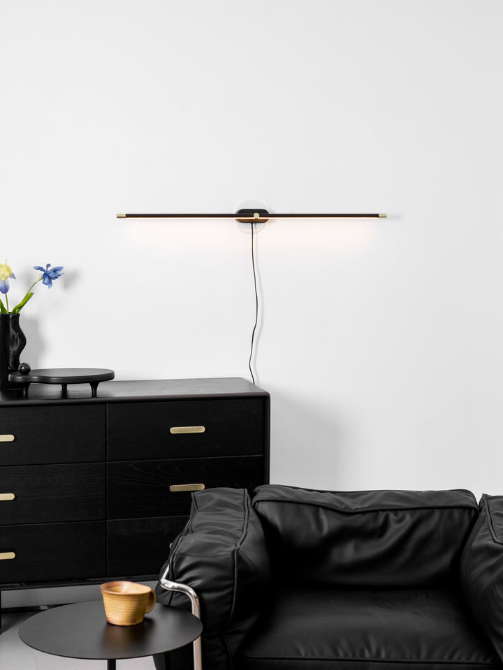 Minimalist Linear Plug - in Wall Lamp - Vakkerlight