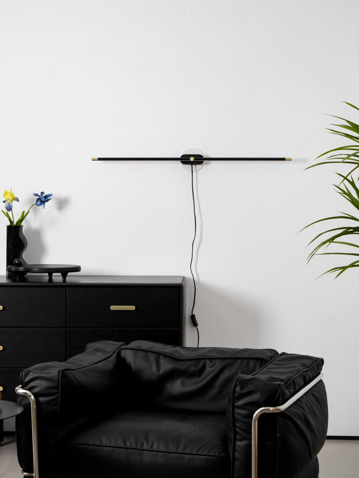 Minimalist Linear Plug - in Wall Lamp - Vakkerlight