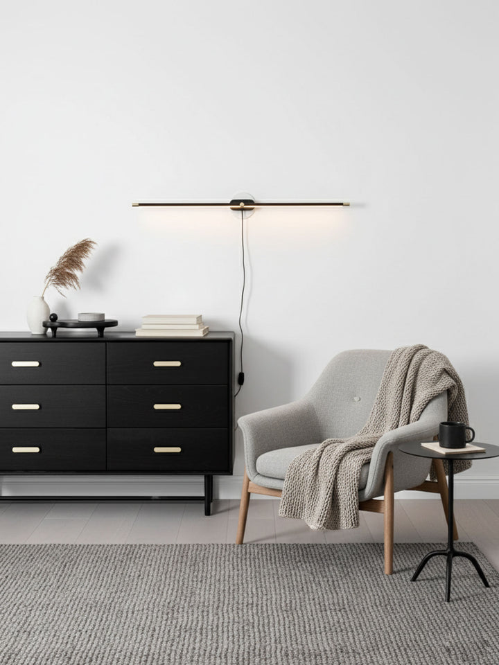 Minimalist Linear Plug - in Wall Lamp - Vakkerlight