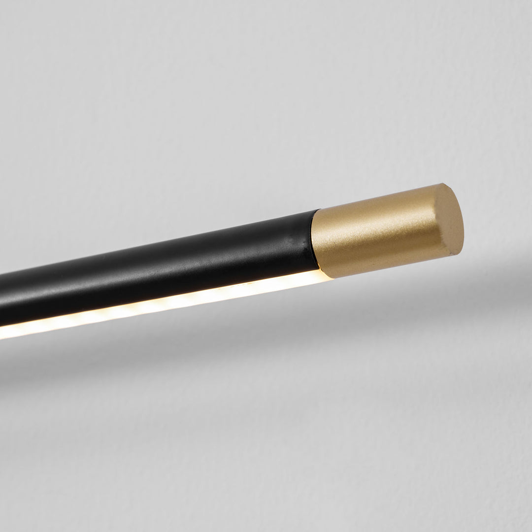 Minimalistische lineaire oplaadbare wandlamp 