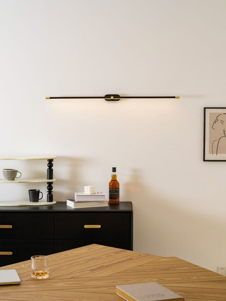 Minimalistische lineaire oplaadbare wandlamp 