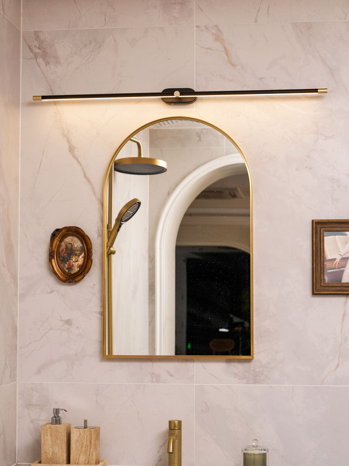 Minimalistische lineaire oplaadbare wandlamp 