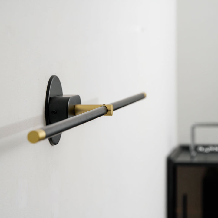 Minimalistische lineare Wandleuchte