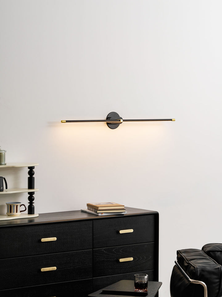 Minimalistische lineare Wandleuchte