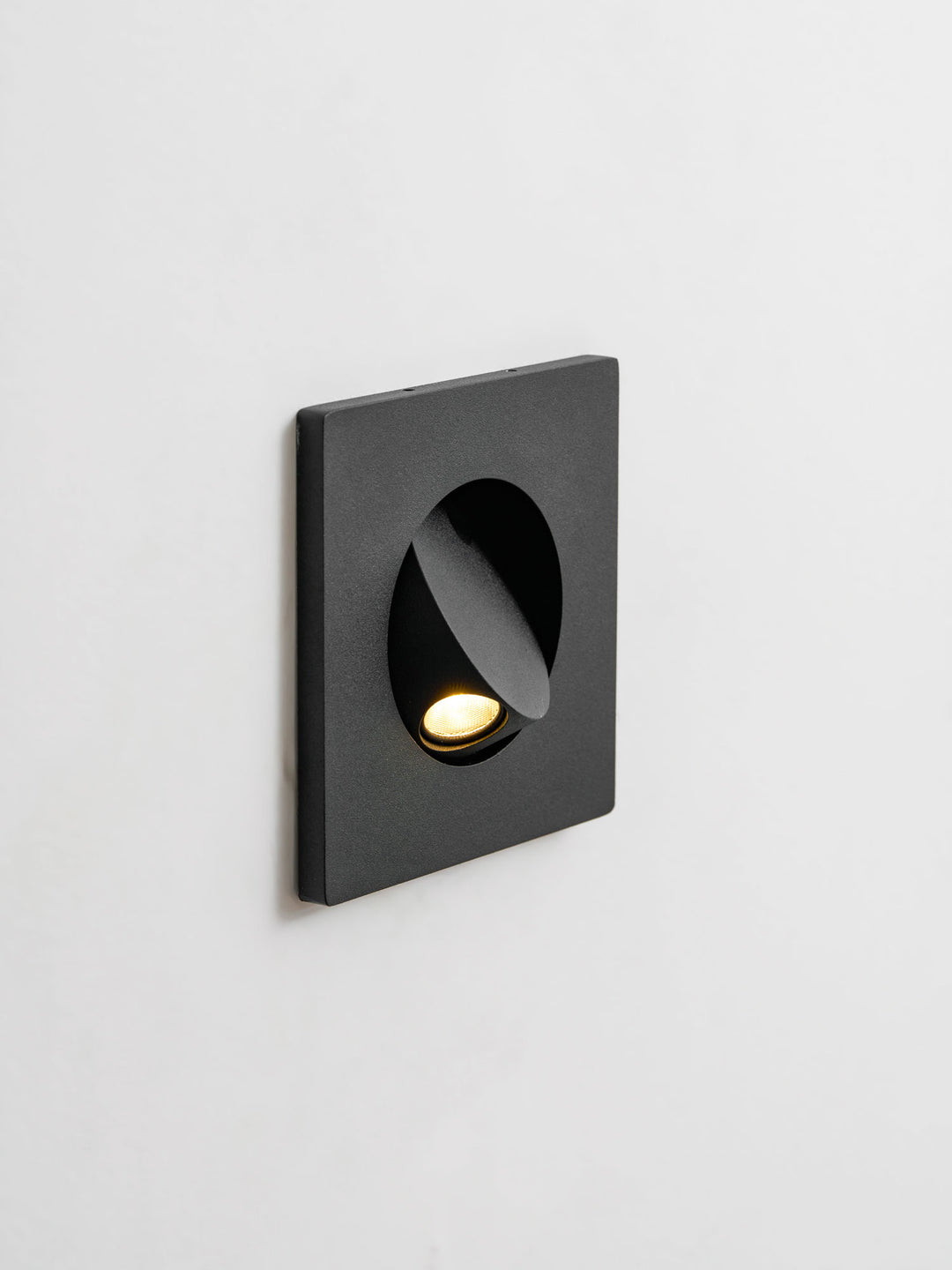 Minimalist Recessed Rotatable Sconce - Vakkerlight
