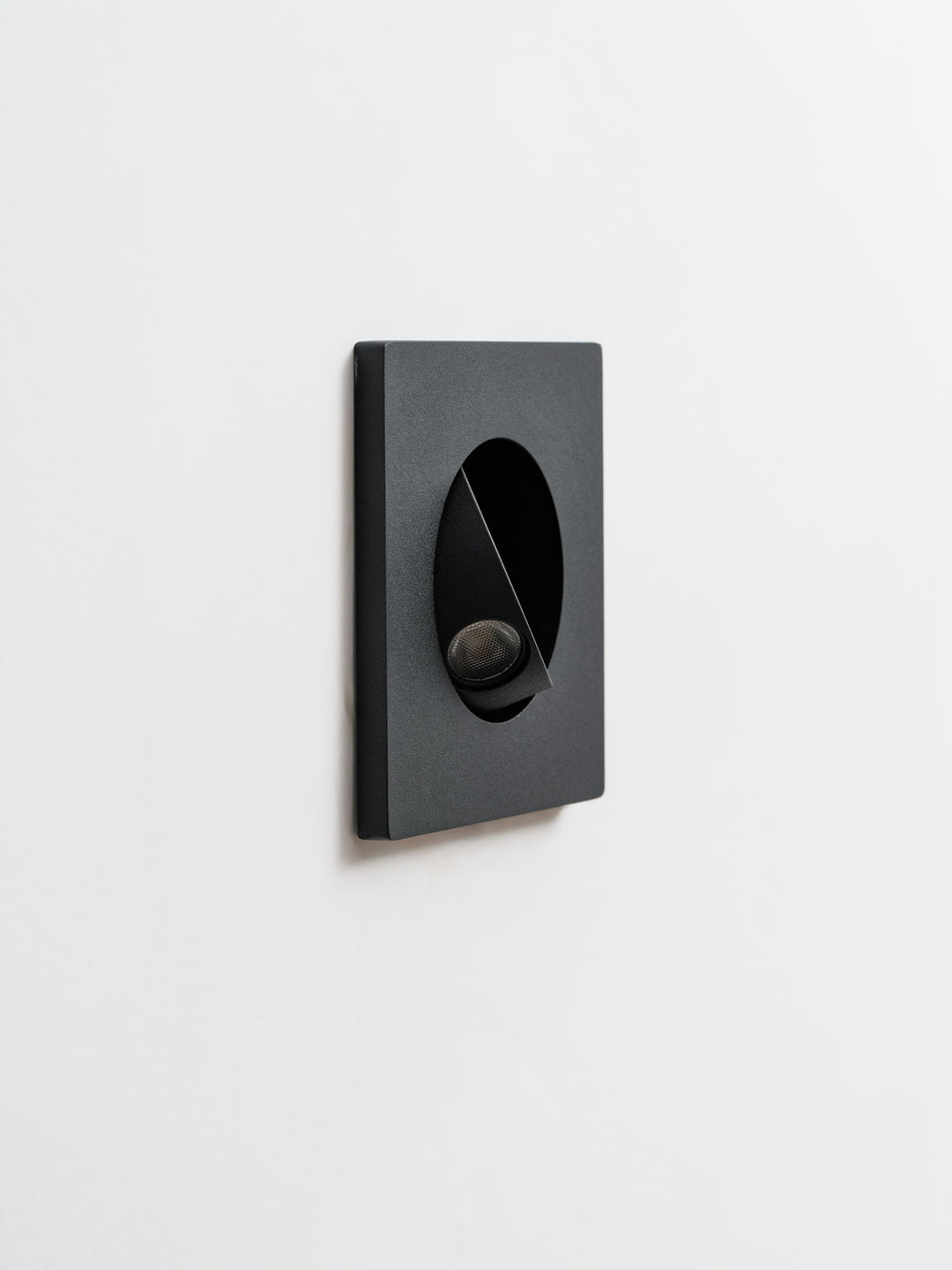 Minimalist Recessed Rotatable Sconce - Vakkerlight