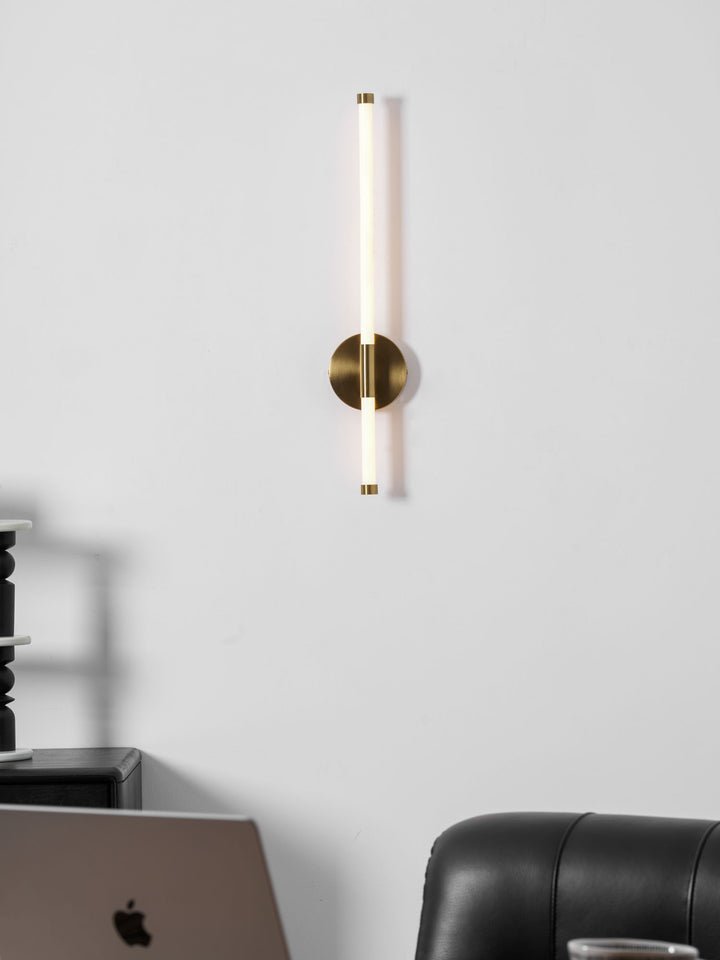 Minimalist Vertical Wall Sconce - Vakkerlight