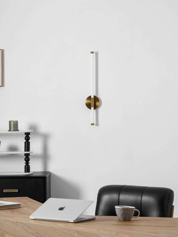 Minimalist Vertical Wall Sconce - Vakkerlight