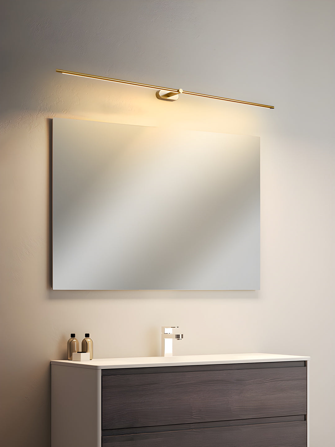 Minimalist Linear Plug-in Wall Lamp