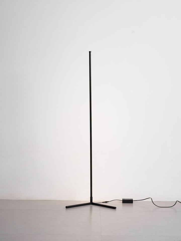 Minimalist LED Floor Lamp - Vakkerlight