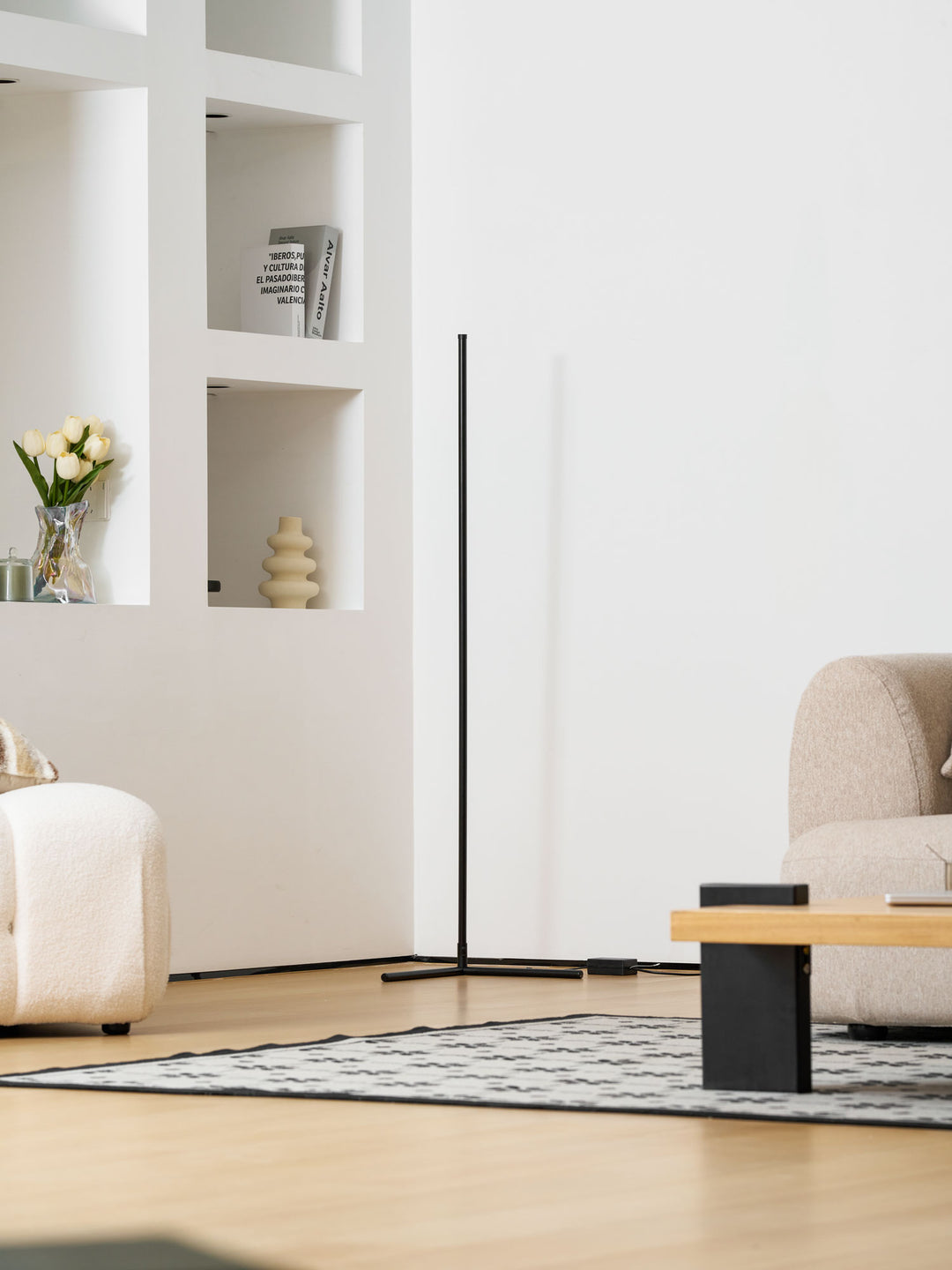 Minimalist LED Floor Lamp - Vakkerlight