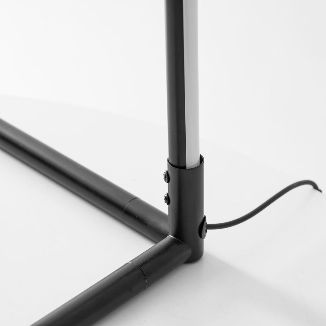 Minimalist LED Floor Lamp - Vakkerlight
