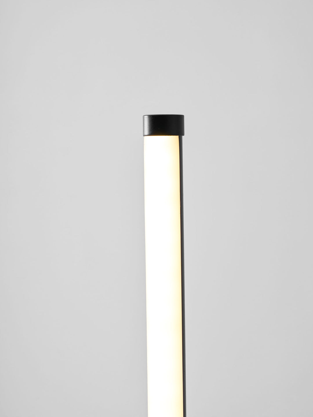 Minimalist LED Floor Lamp - Vakkerlight