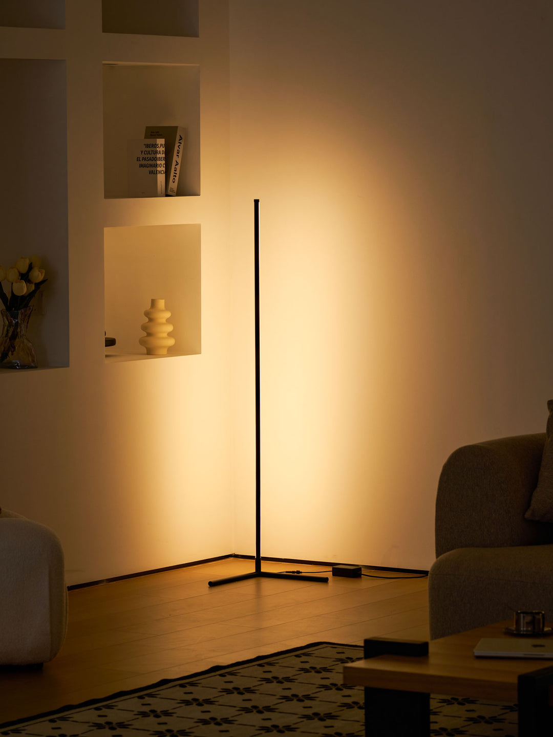 Minimalist LED Floor Lamp - Vakkerlight