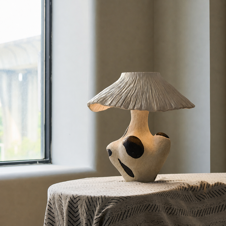 Mirea Sculptural Art Table Lamp