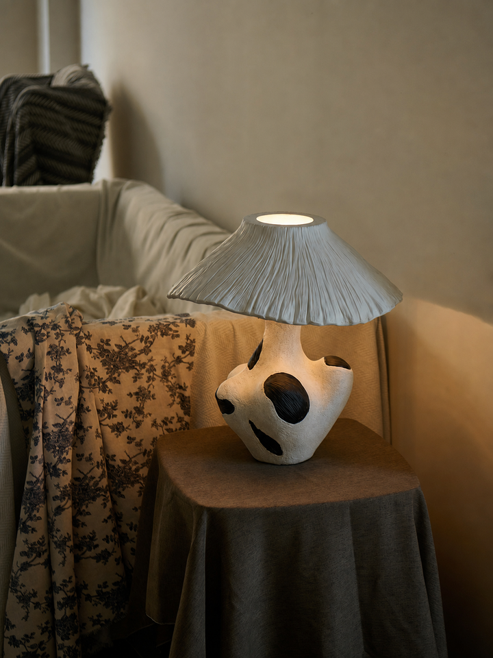 Mirea Sculptural Art Table Lamp