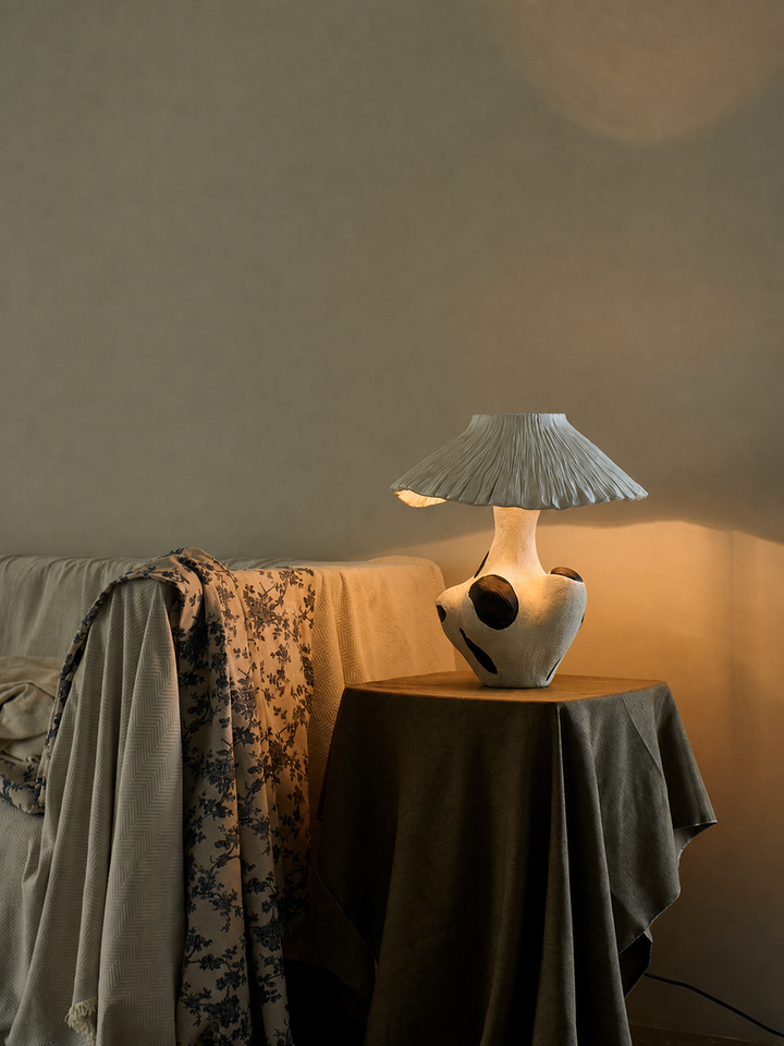 Mirea Sculptural Art Table Lamp