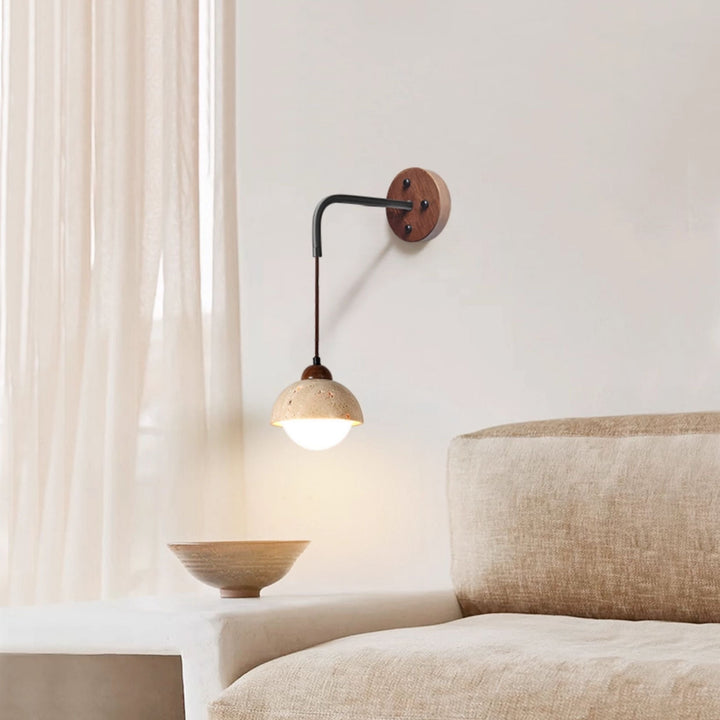Tavon Cantilever Wall Light