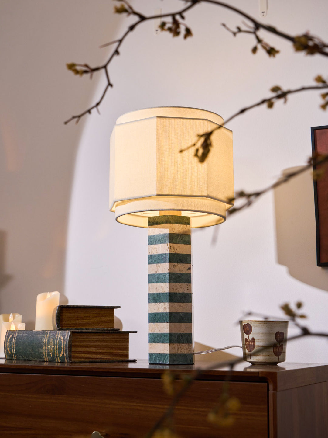 Modari Striped Stone Table Lamp - Vakkerlight