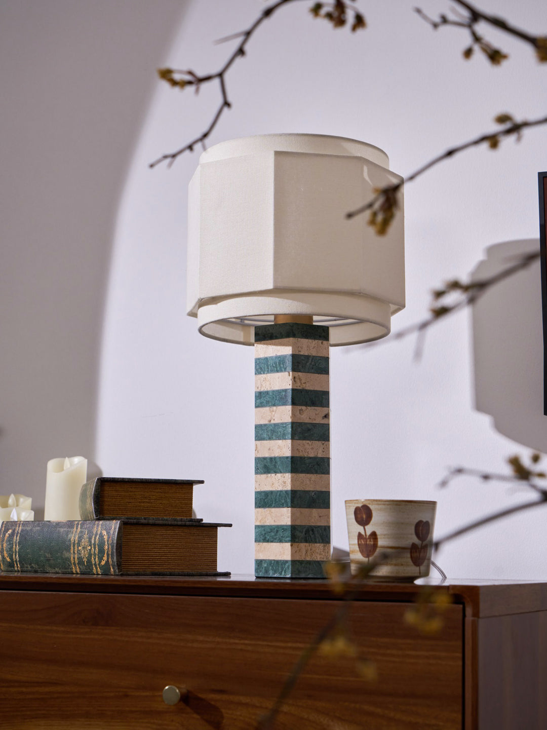 Modari Striped Stone Table Lamp - Vakkerlight