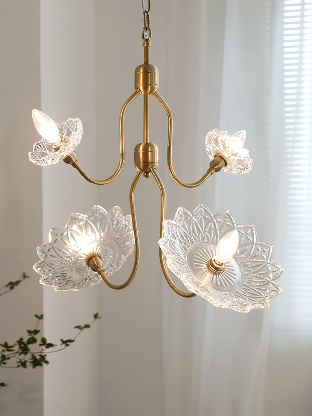 Monique Lhuillier Chandelier - Vakkerlight