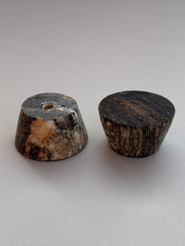 Monolith Stone Pull Handle - Vakkerlight