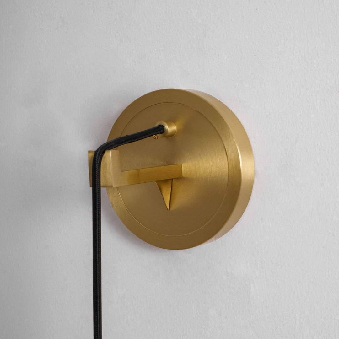 Monty Wall Lamp - Vakkerlight