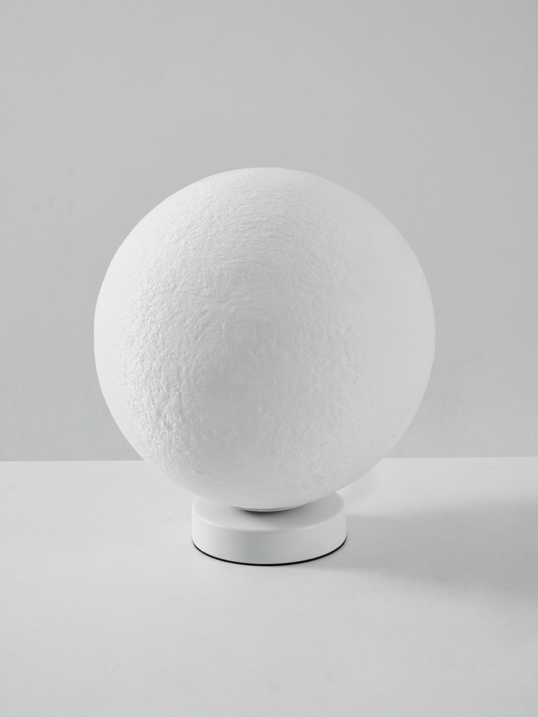 Moon Table Lamp - Vakkerlight