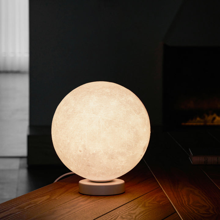 Moon Table Lamp - Vakkerlight