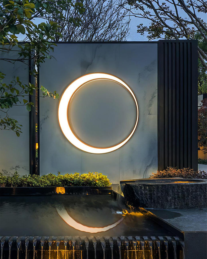 Moon Outdoor Wall Lamp - Vakkerlight