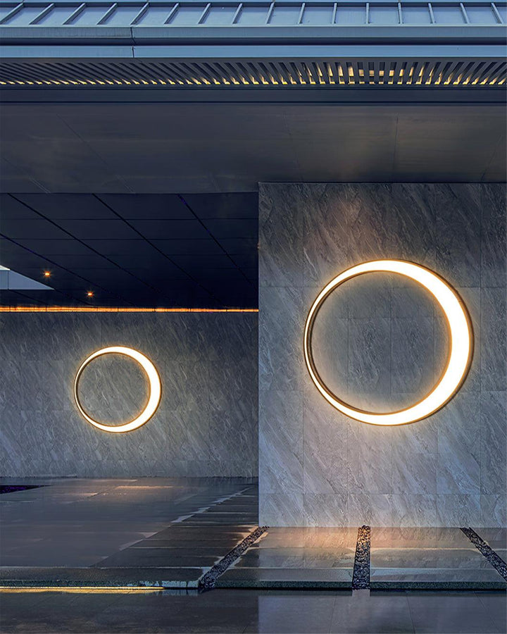 Moon Outdoor Wall Lamp - Vakkerlight