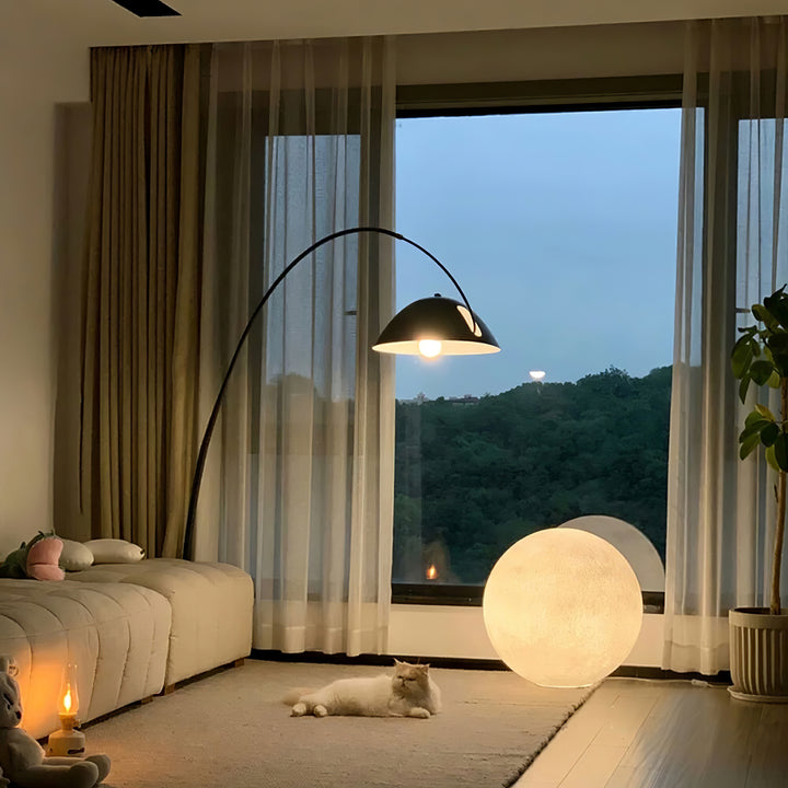 Moon Table Lamp - Vakkerlight