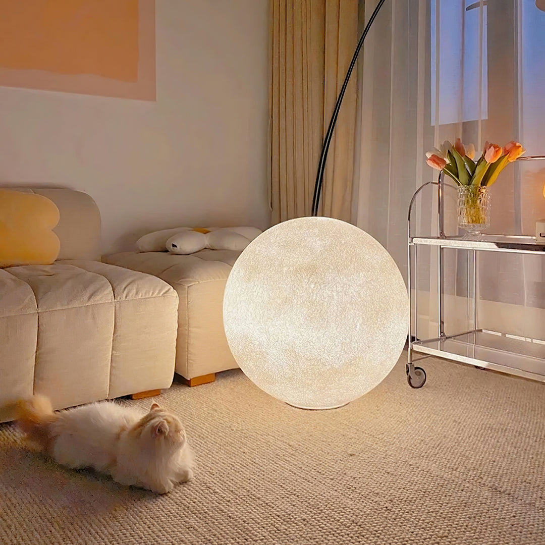 Moon Table Lamp - Vakkerlight