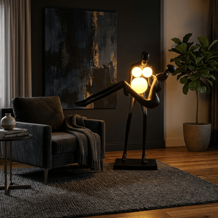 Moonlit Embrace Sculpture Lamp - Vakkerlight