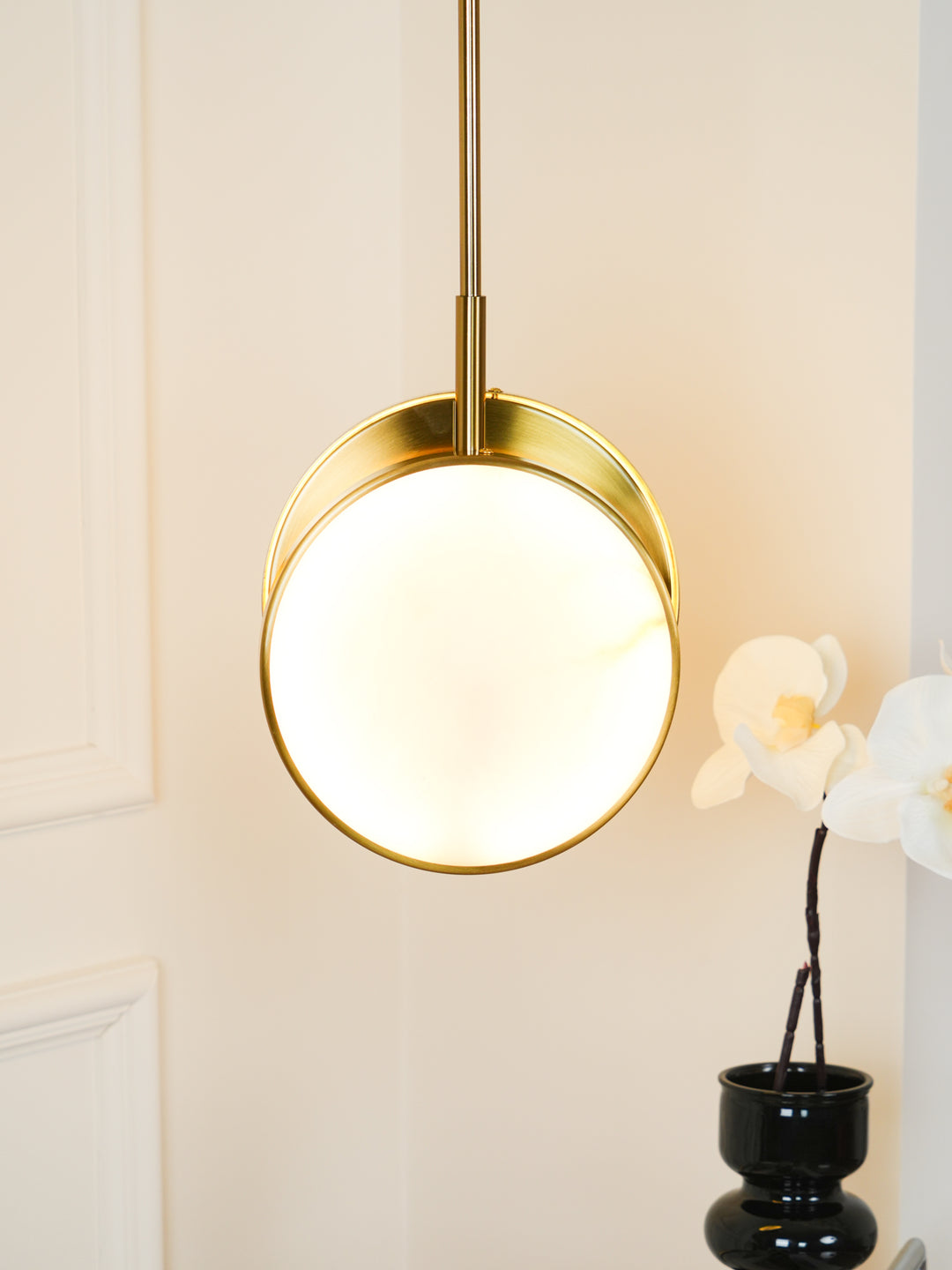 Moonshade Pendant Light - Vakkerlight