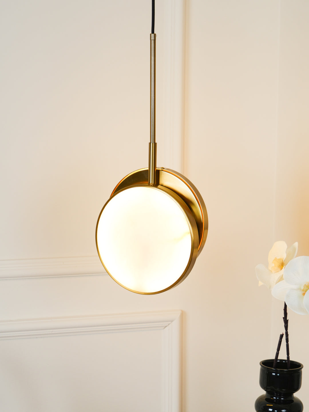 Moonshade Pendant Light - Vakkerlight