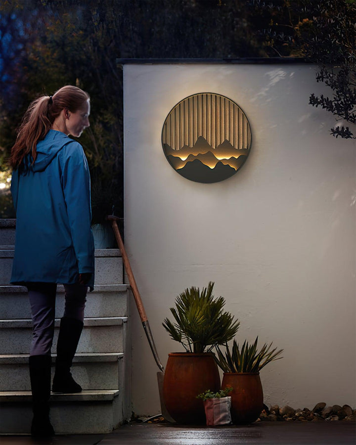 Mountain Outdoor Wall Lamp - Vakkerlight